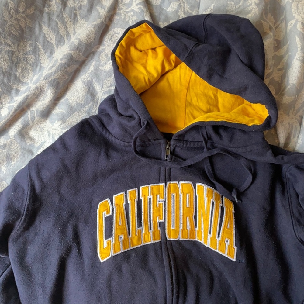 UC Berkeley zip-up sweatshirt embroidered